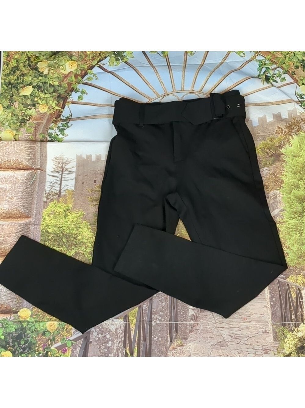 Donnée par dieu black pants size medium